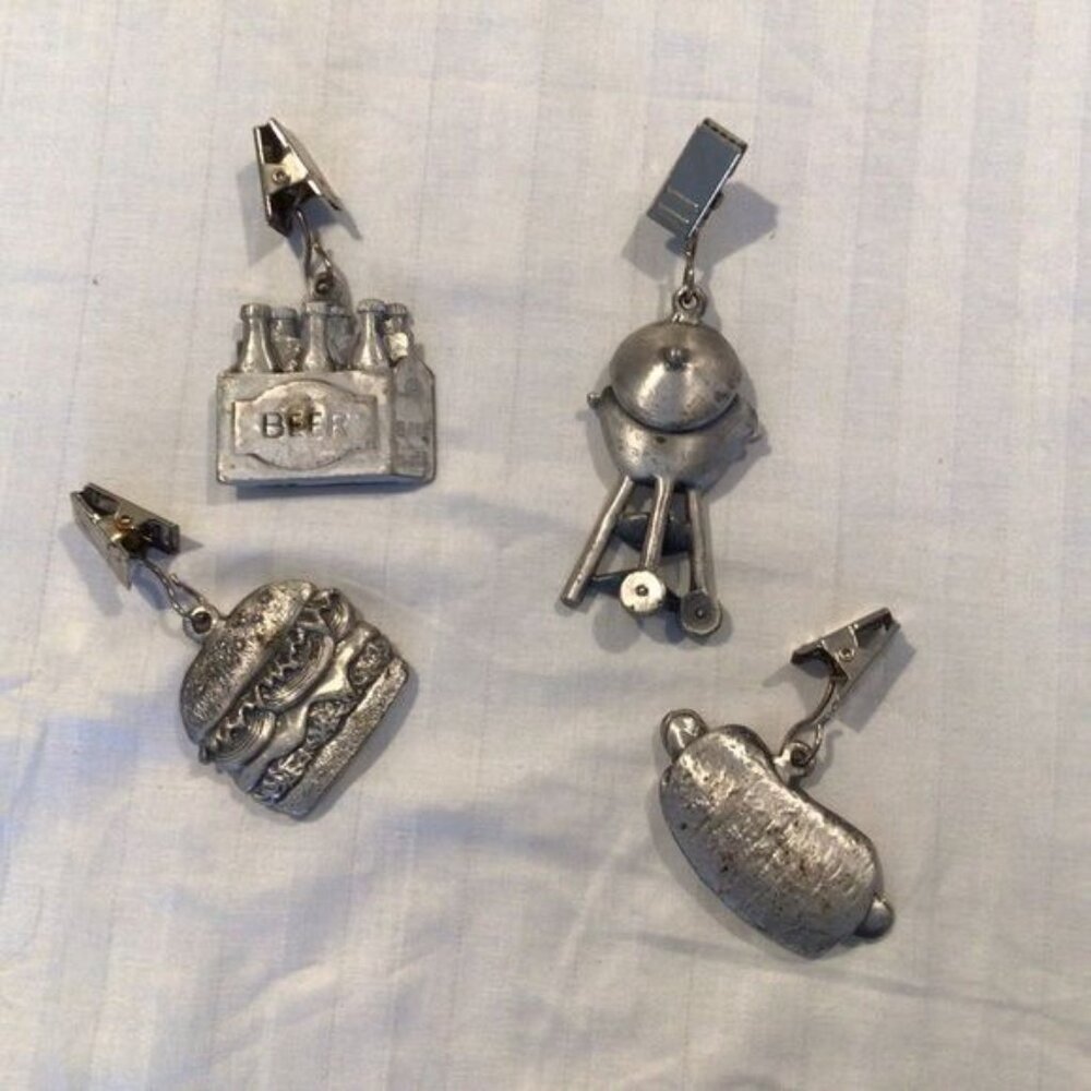 Pizzazz Pewter Tablecloth Weighted Clip on Holders Set of 4 Picnic BBQ Cookout